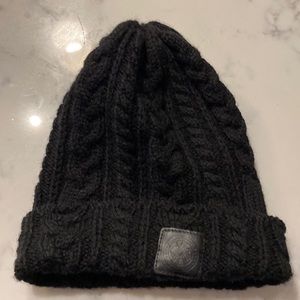 Black Canada goose winter hat